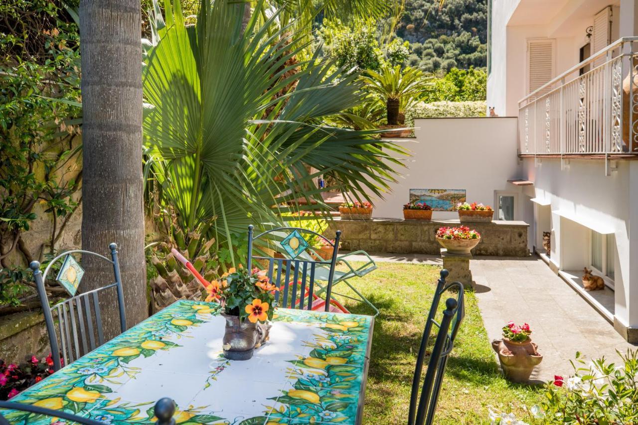 Casa Beatrice Bed & Breakfast Соренто Екстериор снимка