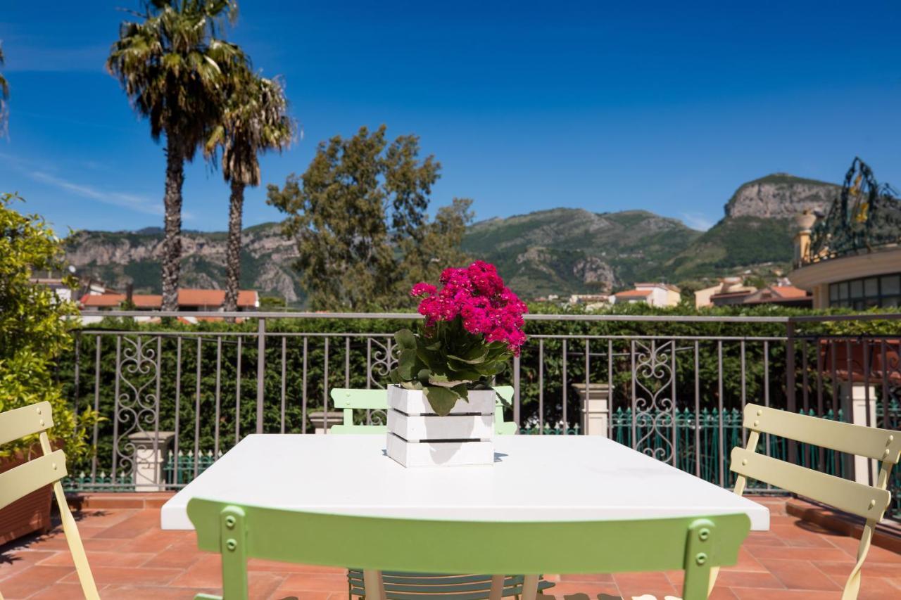 Casa Beatrice Bed & Breakfast Соренто Екстериор снимка